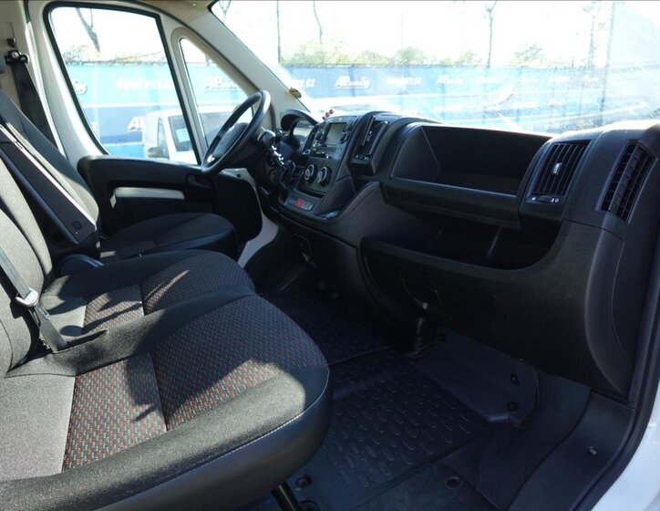 Citroën Jumper Ostatní 2,2 l 121 kw