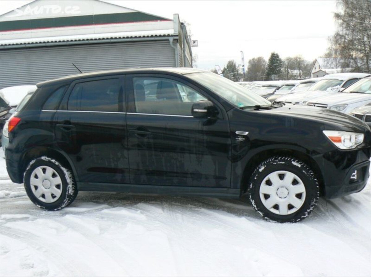 Mitsubishi ASX SUV 1,8 l 110 kw