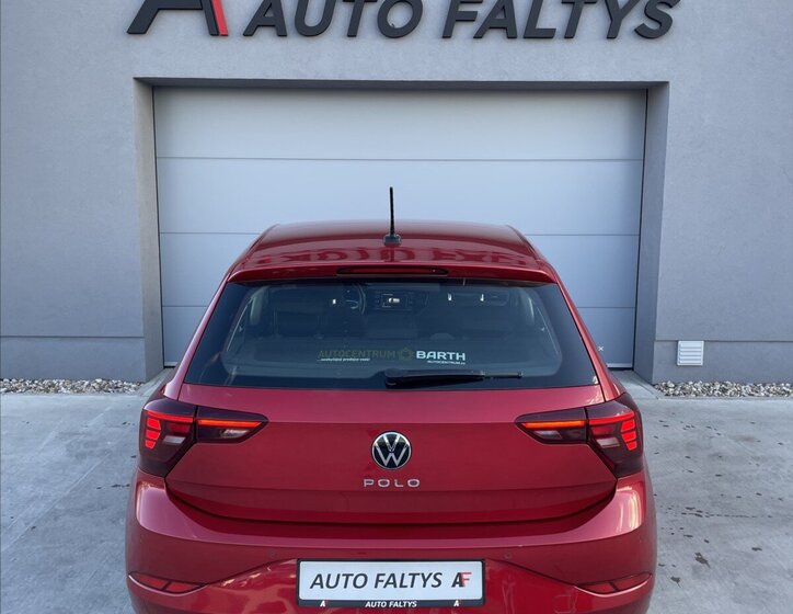Volkswagen Polo Hatchback 999,0 70 kw