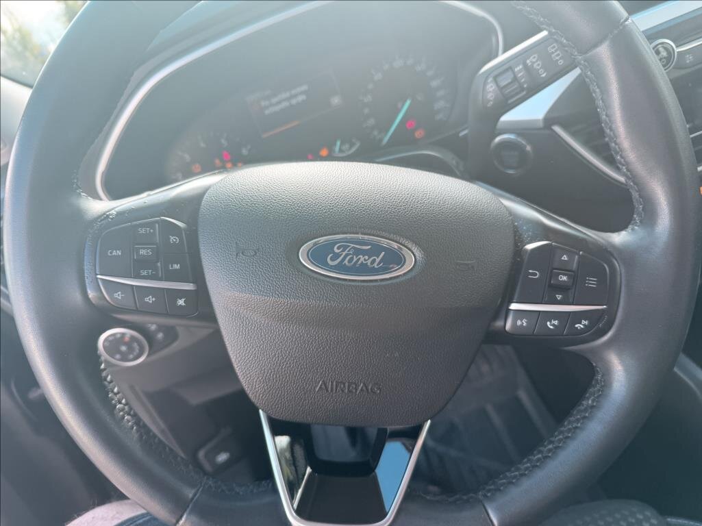 Ford Focus Kombi 999,0 92 kw
