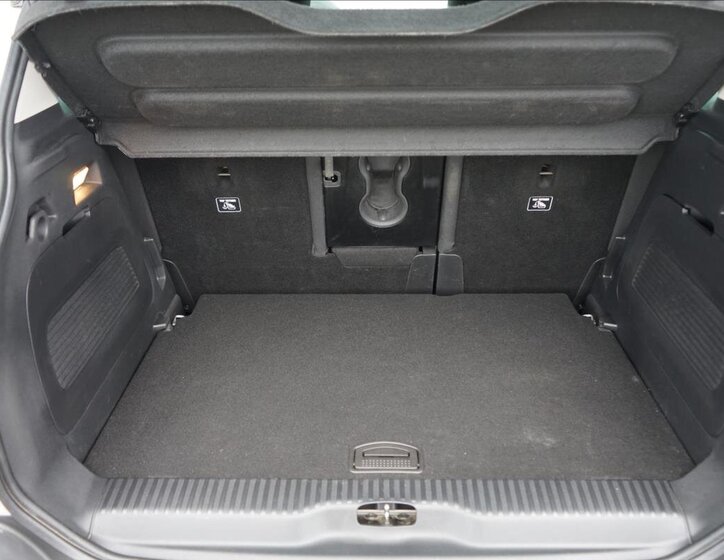 Citroën C3 Aircross SUV / Terénní 1,5 l 88 kw