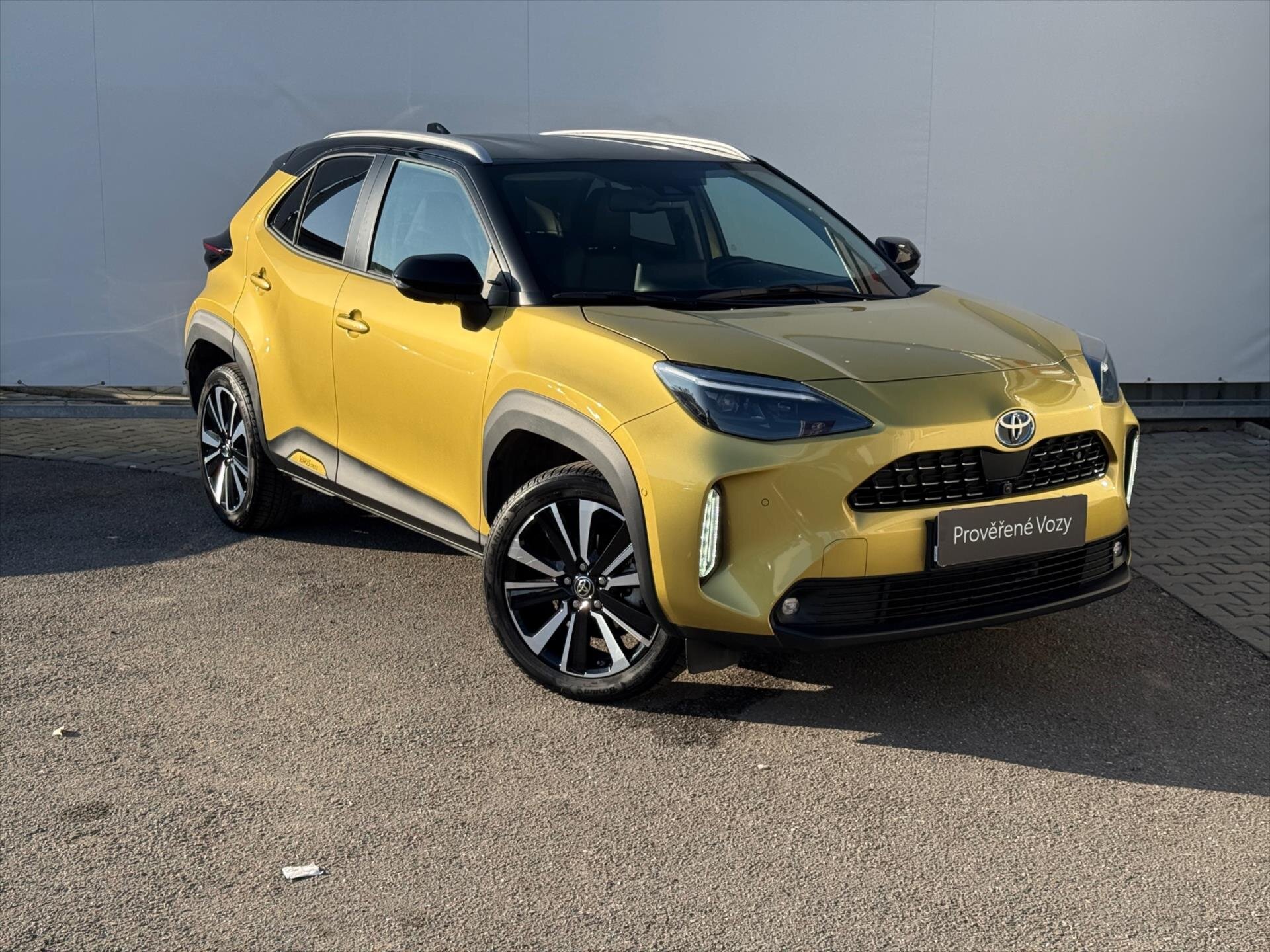 Toyota Yaris Cross SUV 1,5 l 68 kw