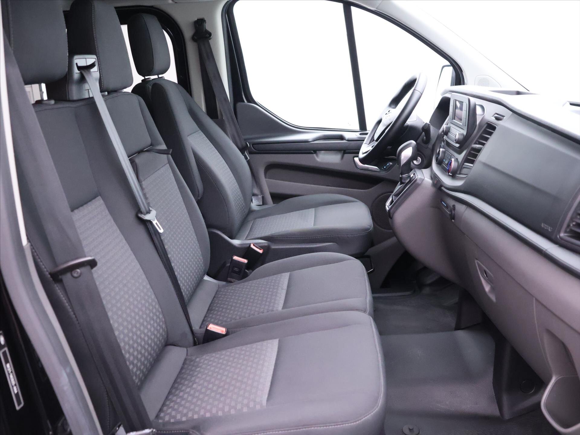 Ford Transit Custom Kombi 2,0 l 96 kw