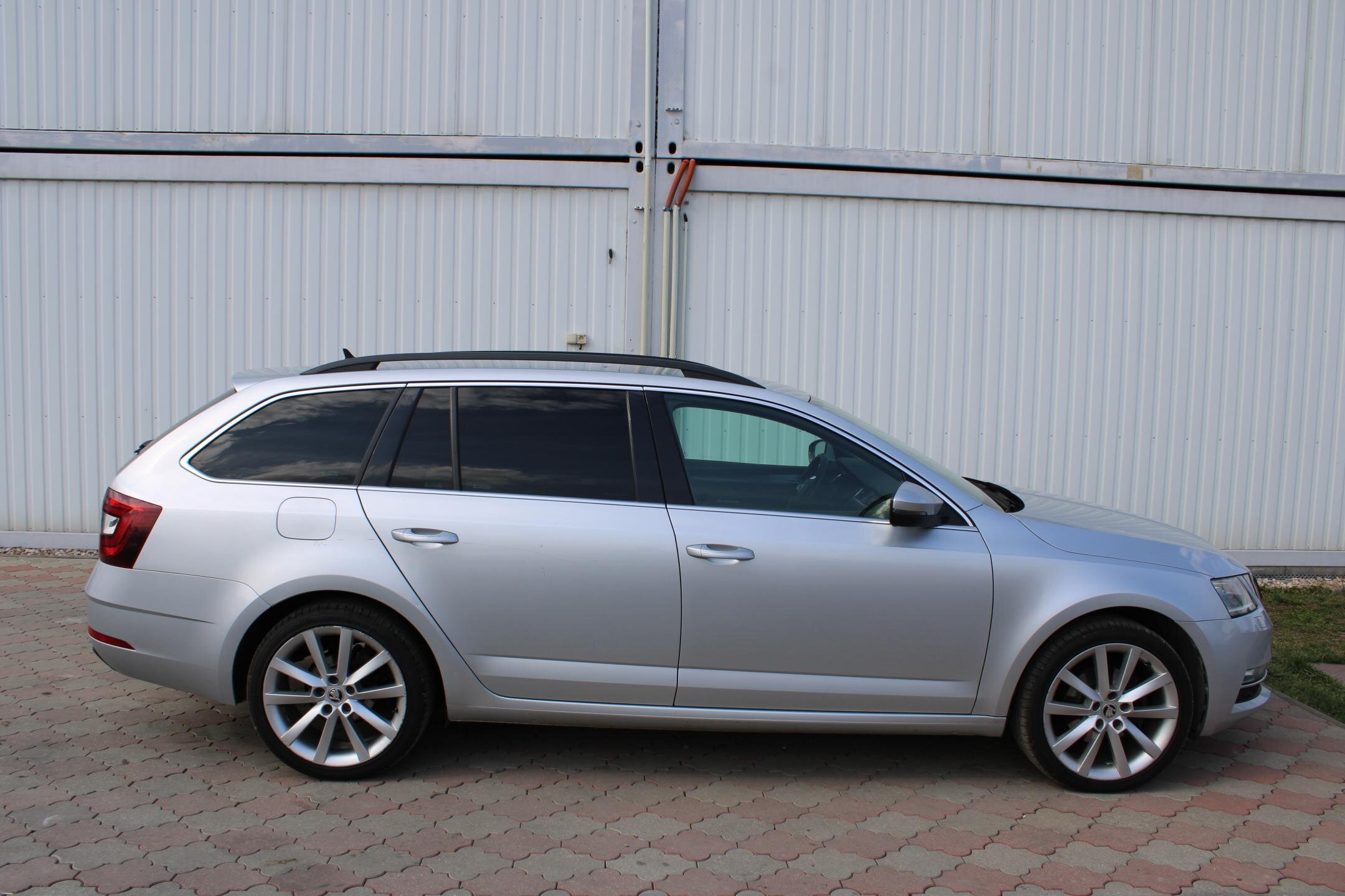 Škoda Octavia Kombi 2,0 l 110 kw