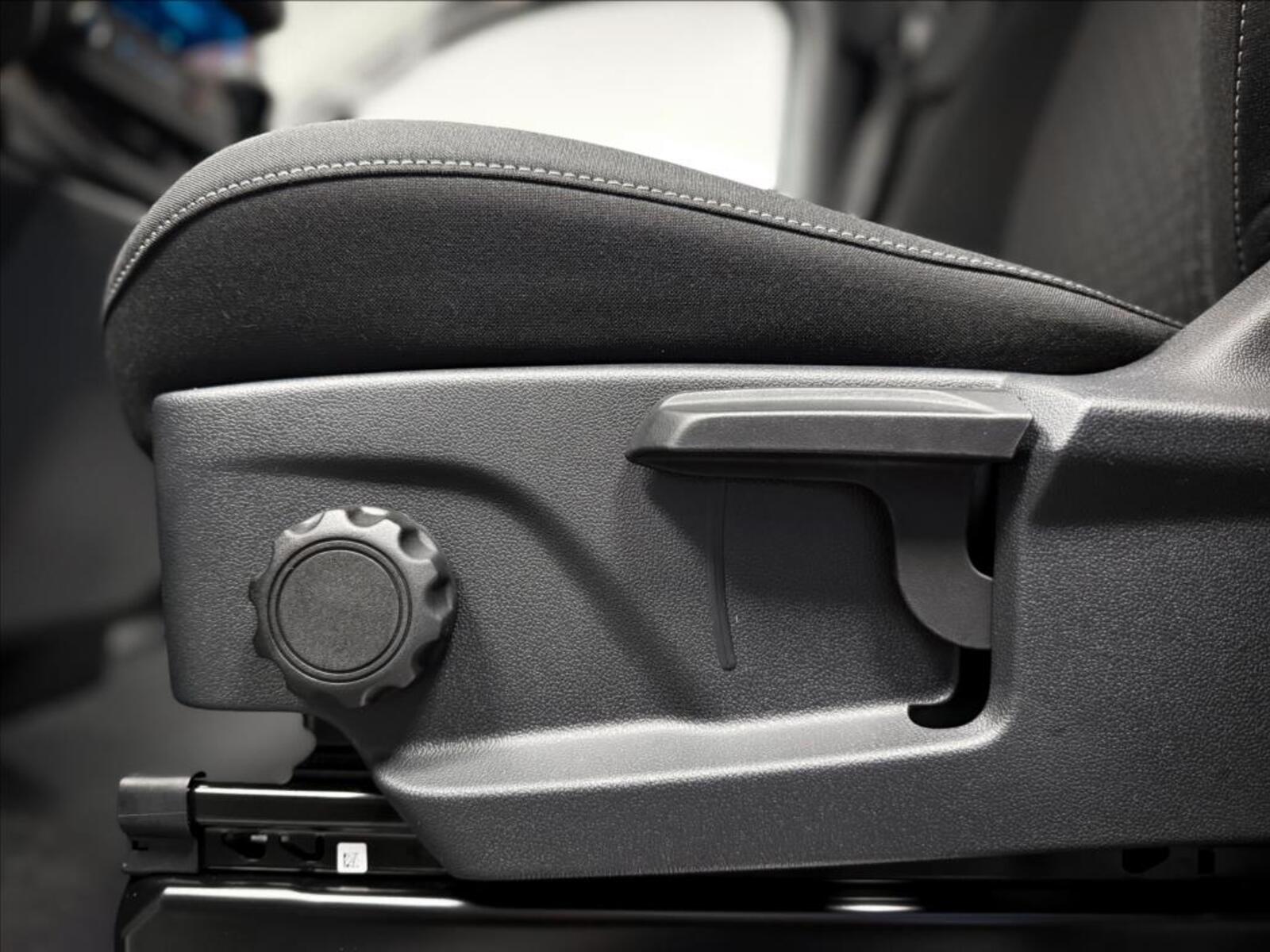 Ford Transit Custom 10