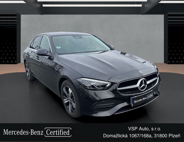 Mercedes-Benz Třídy C Sedan / Limuzína 2,0 l 147 kw