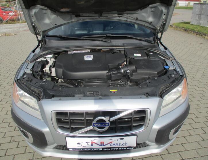 Volvo XC70 24