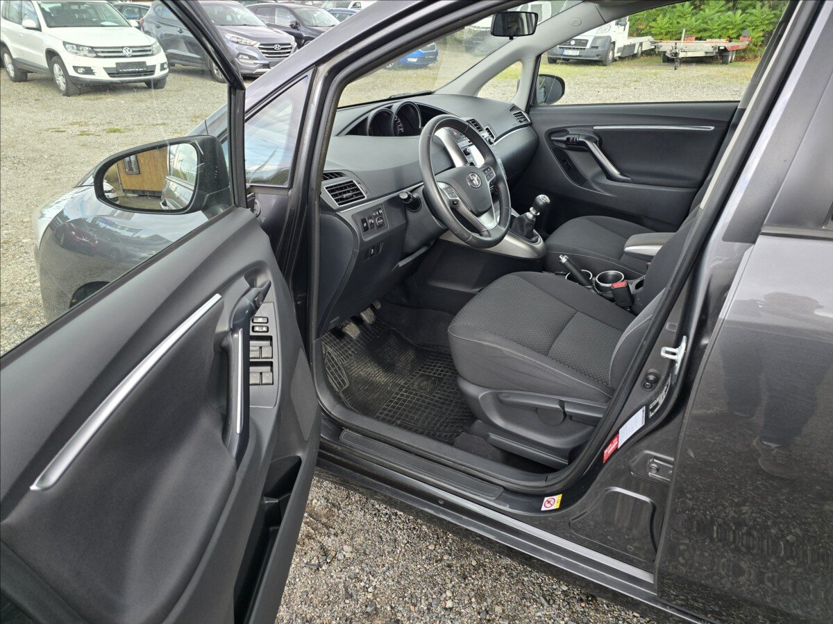 Toyota Verso MPV 1,6 l 97 kw