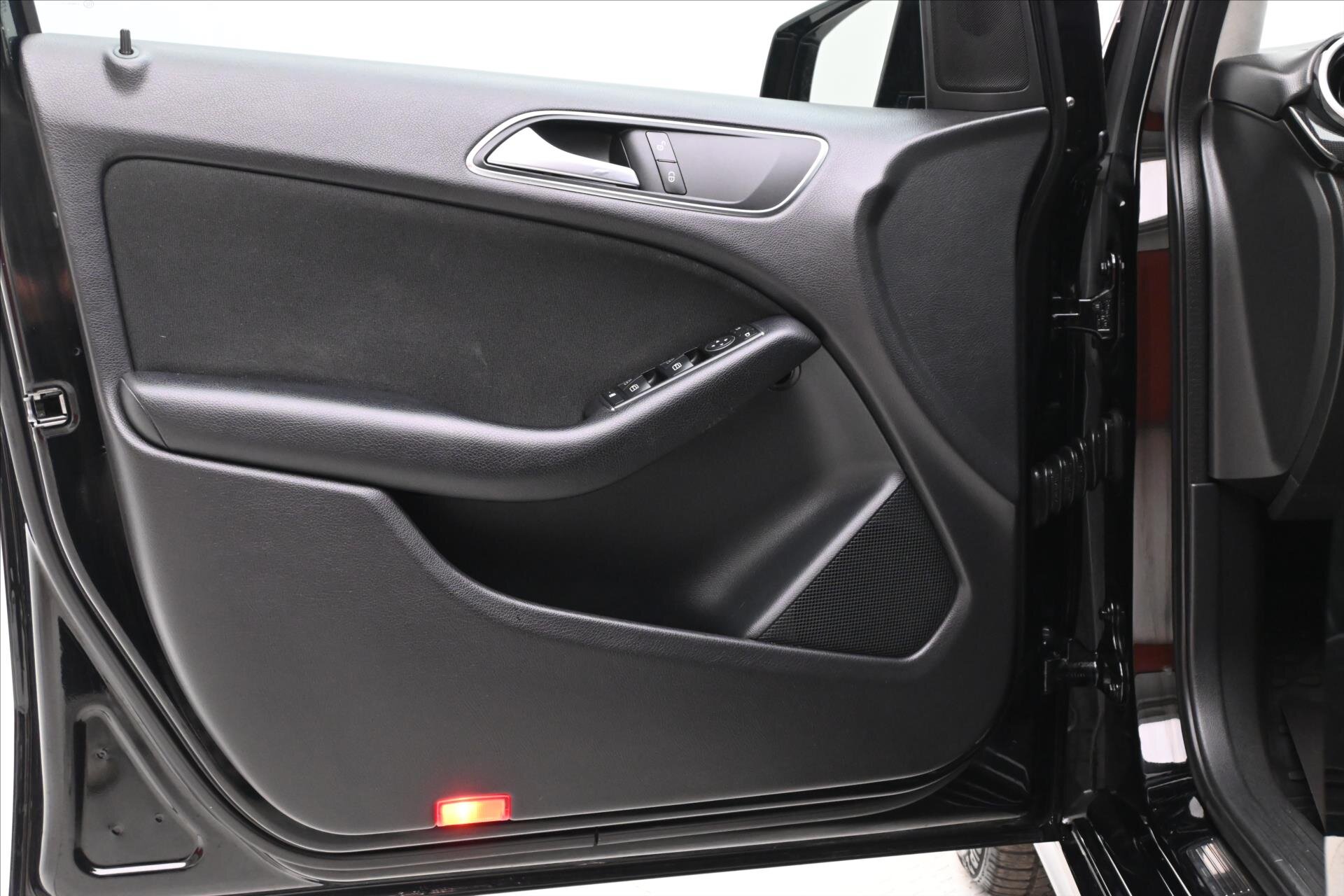 Mercedes-Benz Třídy B Kombi 1,6 l 90 kw