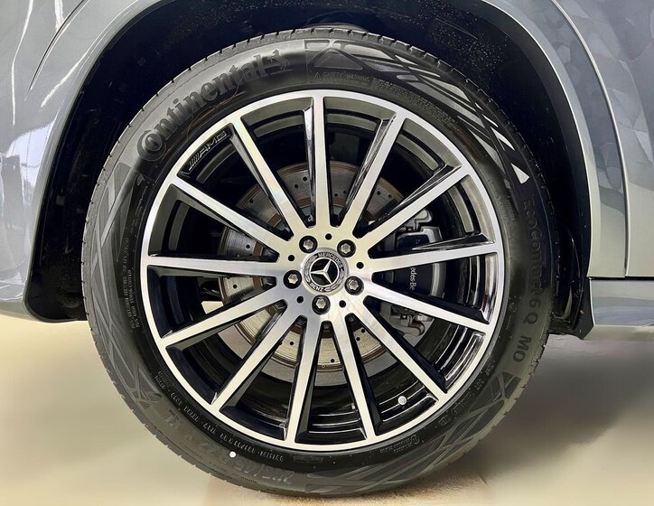 Mercedes-Benz GLS SUV 3,0 l 280 kw