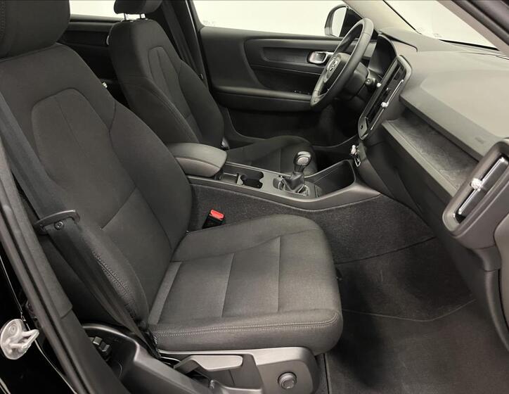 Volvo XC40 26