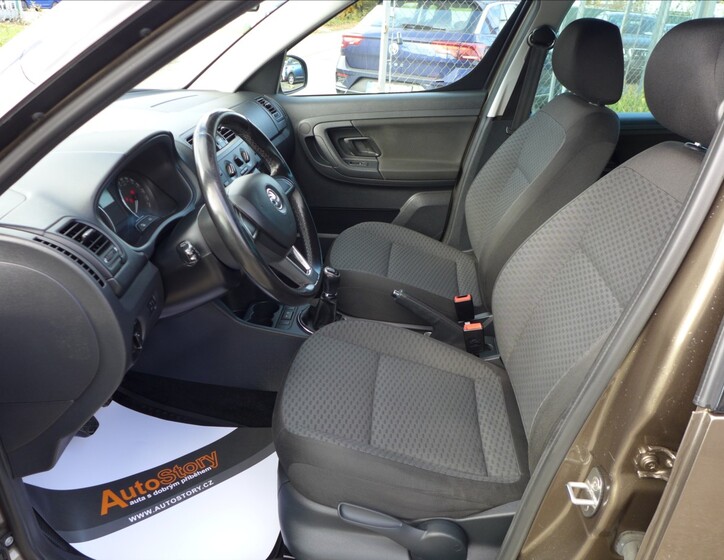 Škoda Roomster 14