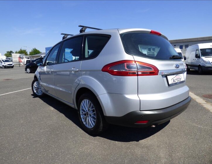 Ford S-MAX 57