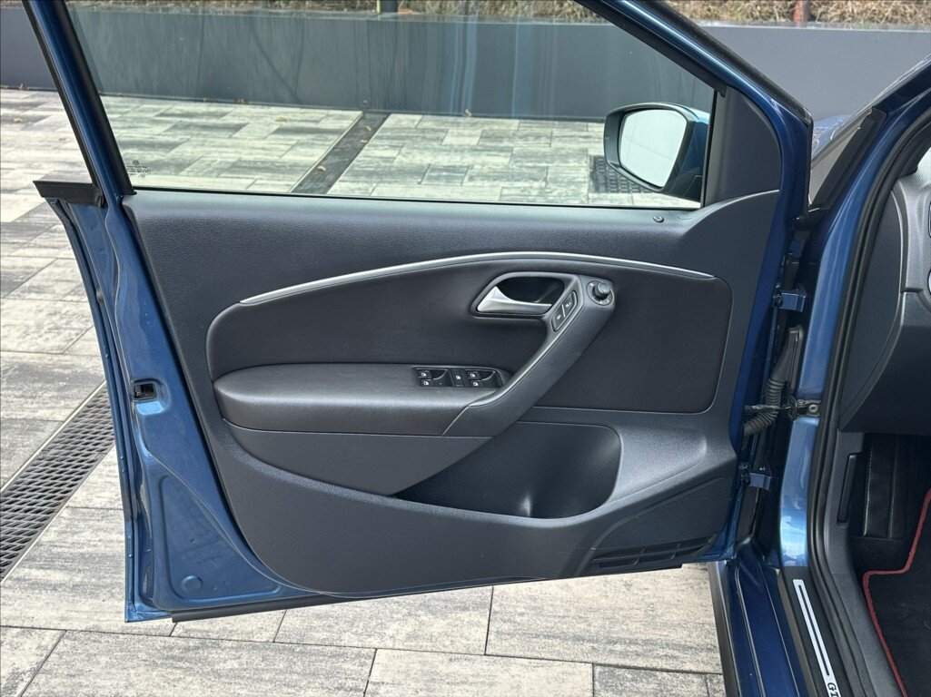 Volkswagen Polo Hatchback 1,8 l 141 kw