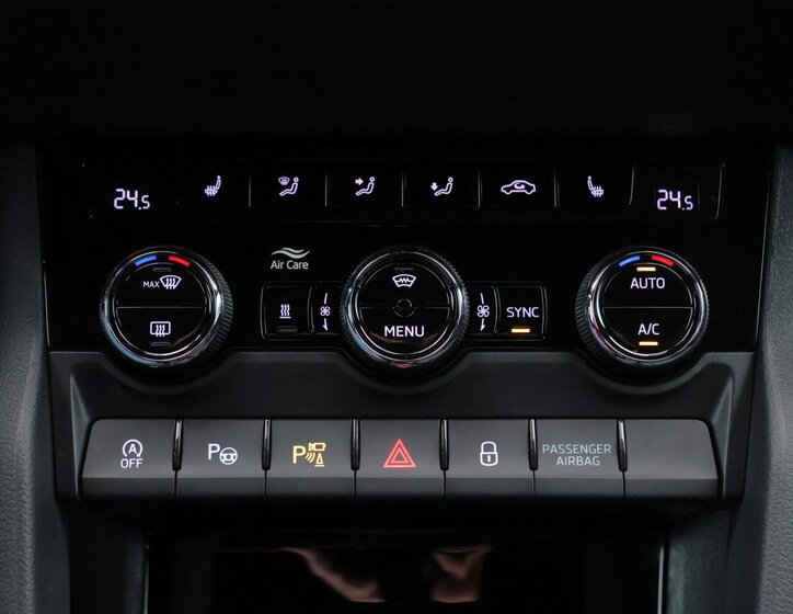 Škoda Karoq SUV / Terénní 2,0 l 110 kw