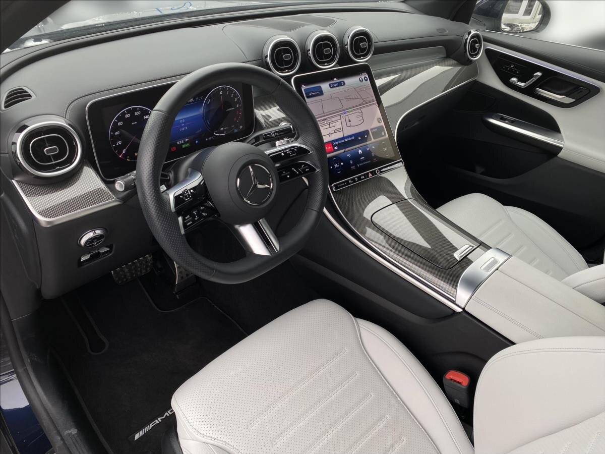 Mercedes-Benz GLC SUV / Terénní 2,0 l 145 kw