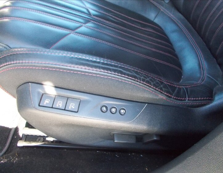 Peugeot 308 Kombi 2,0 l 133 kw