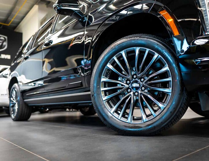 Cadillac Escalade 50