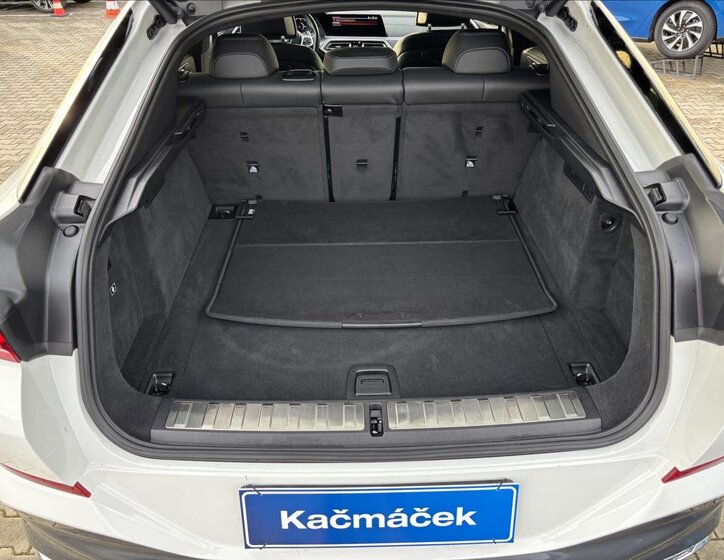 BMW X6 SUV 3,0 l 210 kw