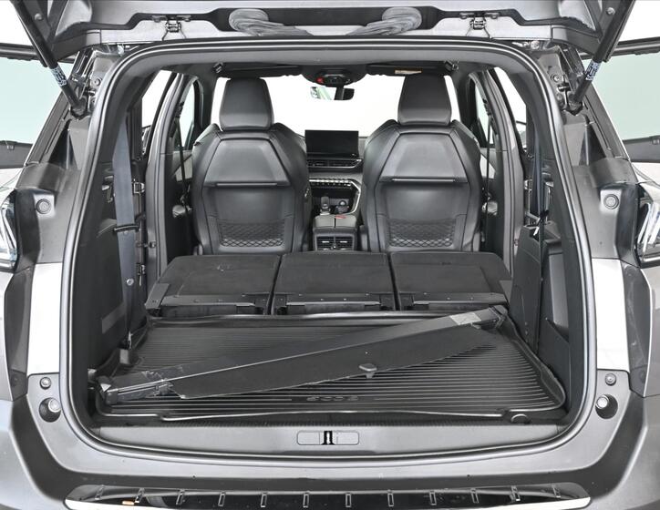 Peugeot 5008 8