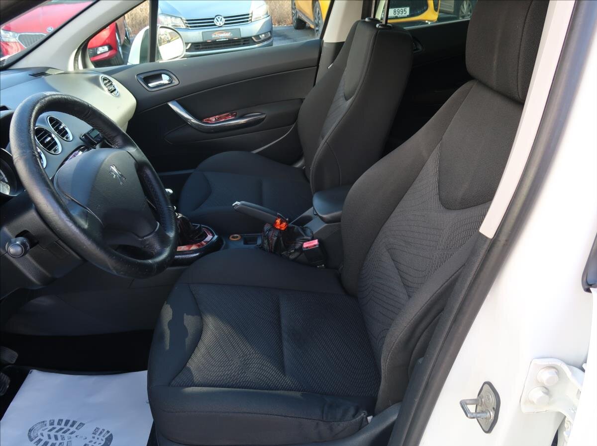 Peugeot 308 Kombi 1,6 l 80 kw