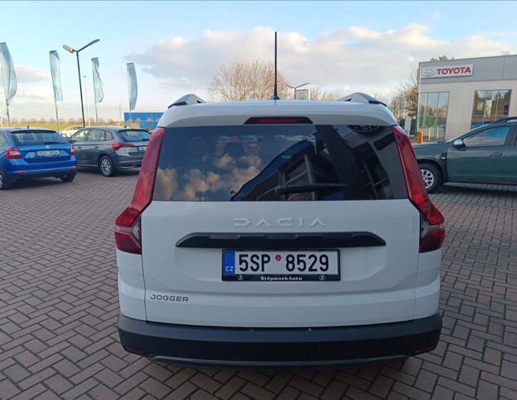 Dacia Jogger Kombi 999,0 67 kw