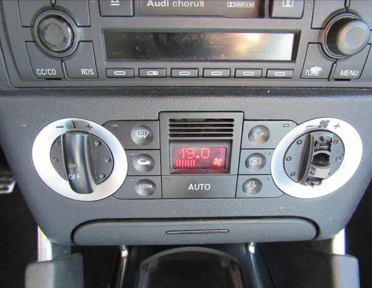 Audi TT Kupé 1,8 l 110 kw