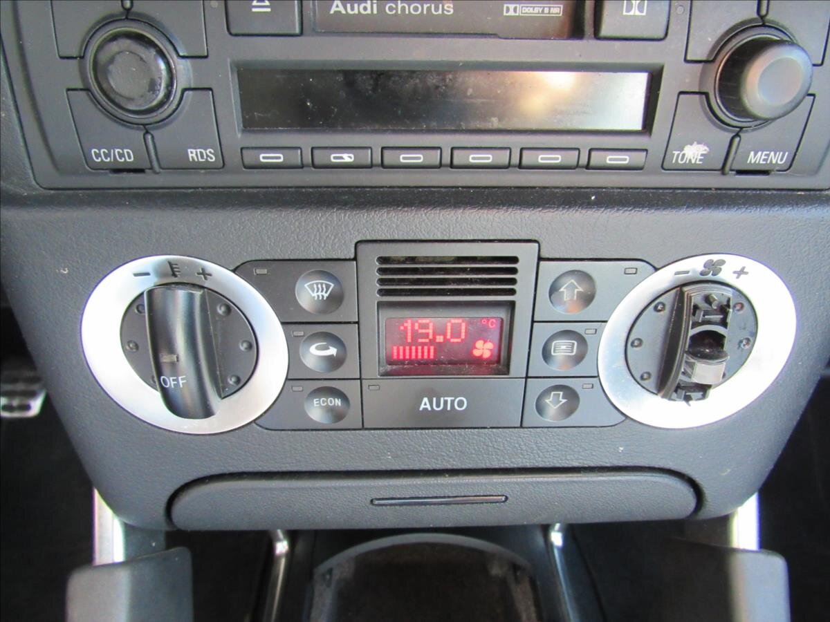 Audi TT Kupé 1,8 l 110 kw