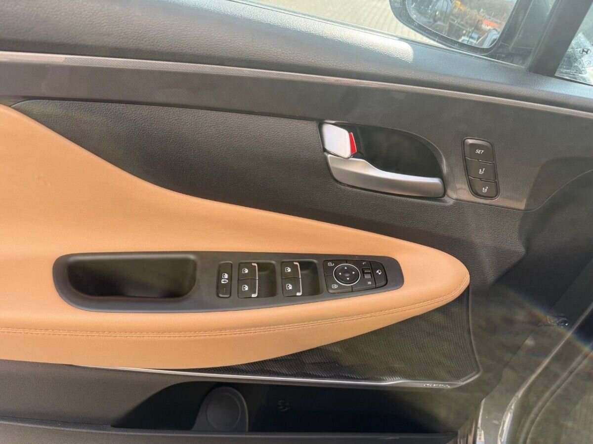 Hyundai Santa Fe SUV / Terénní 2,2 l 148 kw