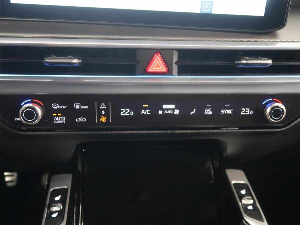 KIA Sorento SUV / Terénní 2,2 l 142 kw