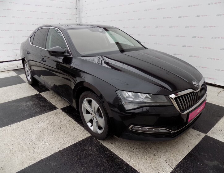 Škoda Superb Sedan 2,0 l 206 kw