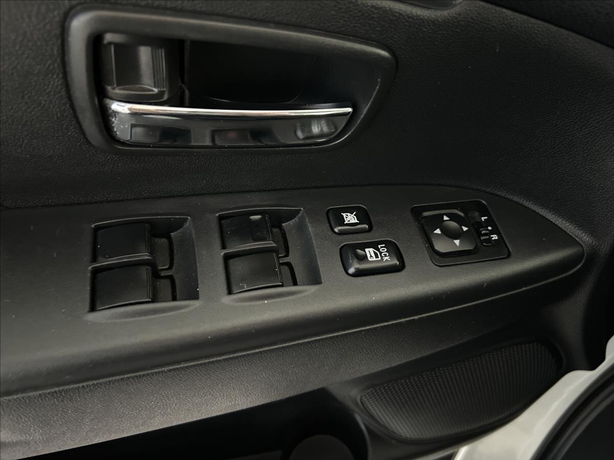 Mitsubishi ASX SUV 1,6 l 86 kw