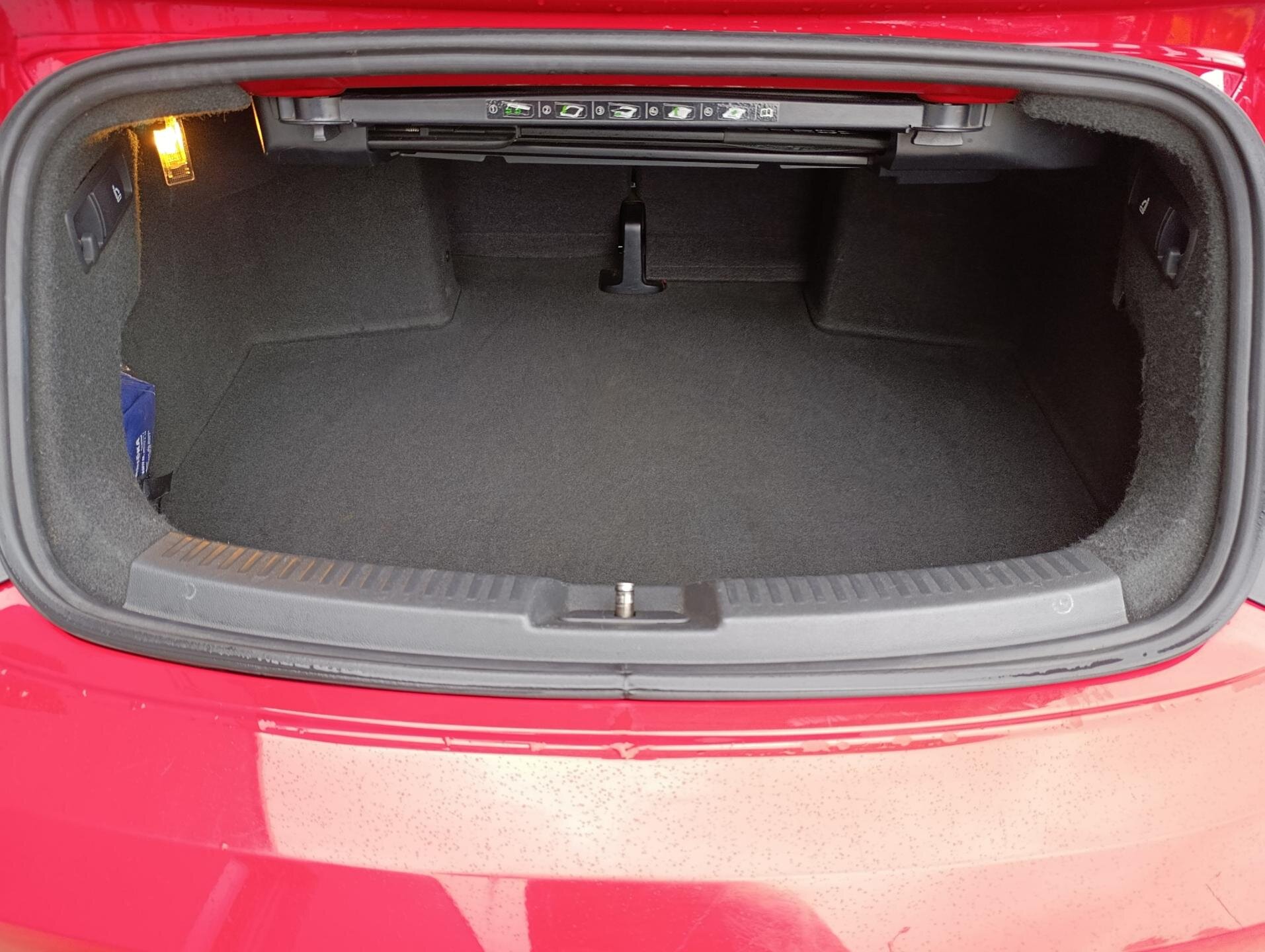 Volkswagen Beetle Kabriolet 1,2 l 77 kw