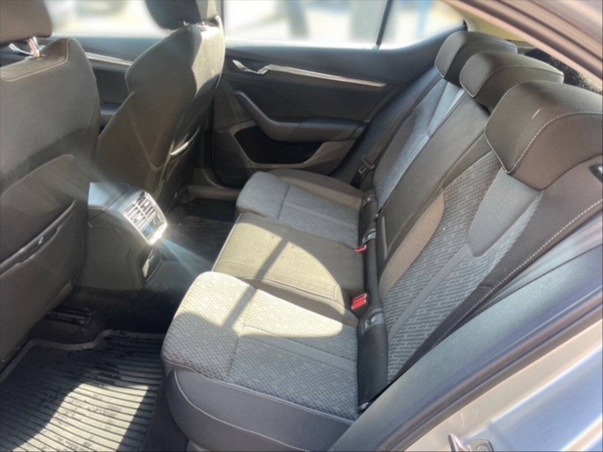 Škoda Octavia Liftback 2,0 l 85 kw