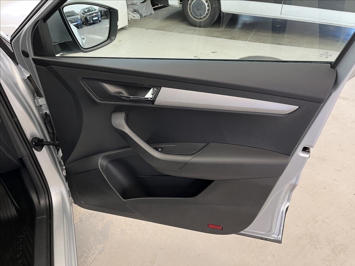 Škoda Karoq SUV 1,5 l 110 kw