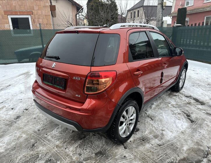 Suzuki SX4 Hatchback 1,6 l 88 kw