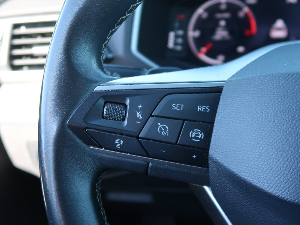 Seat Tarraco SUV / Terénní 2,0 l 110 kw