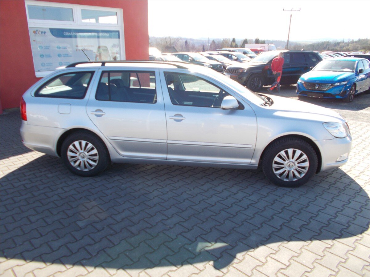Škoda Octavia Kombi 1,6 l 77 kw