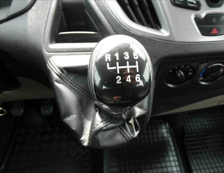 Ford Tourneo Custom Ostatní 2,0 l 96 kw