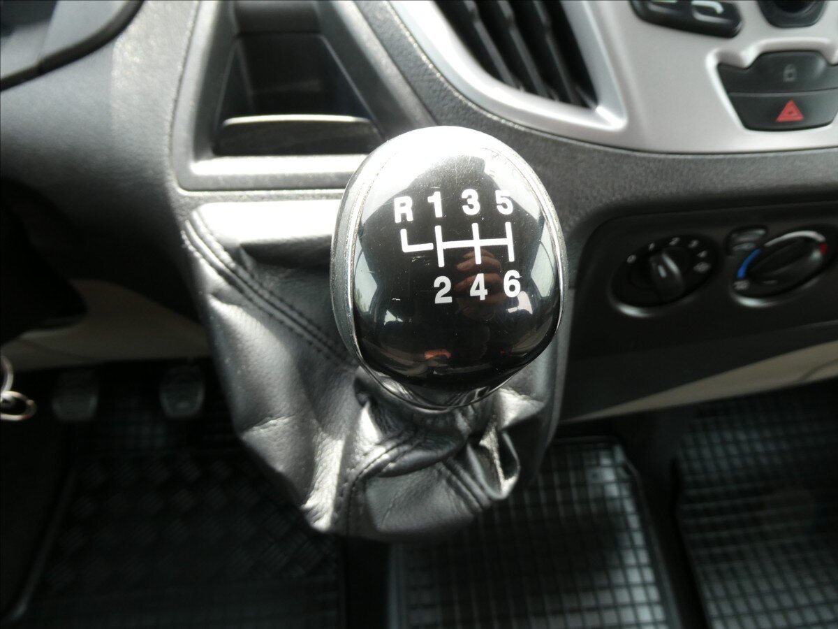Ford Tourneo Custom Ostatní 2,0 l 96 kw