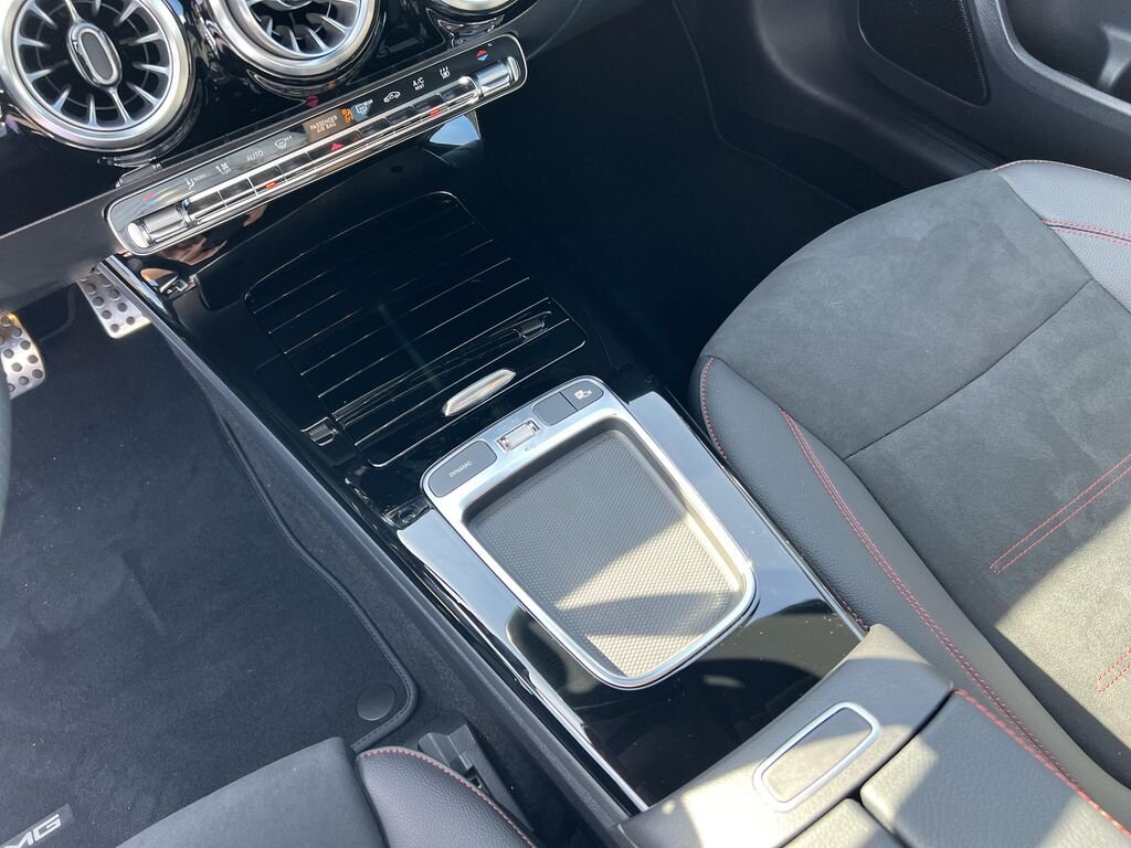 Mercedes-Benz Třídy A Hatchback 1,3 l 120 kw