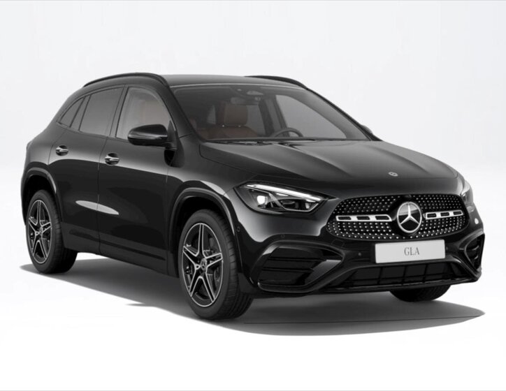 Mercedes-Benz GLA 1