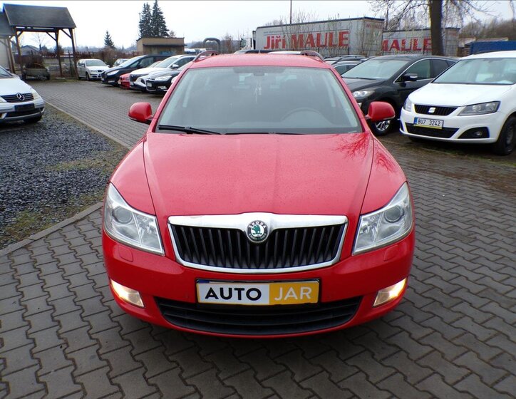 Škoda Octavia Kombi 2,0 l 103 kw