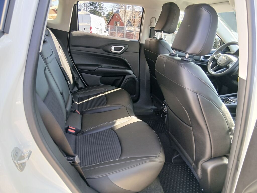 Jeep Compass SUV / Terénní 1,5 l 96 kw