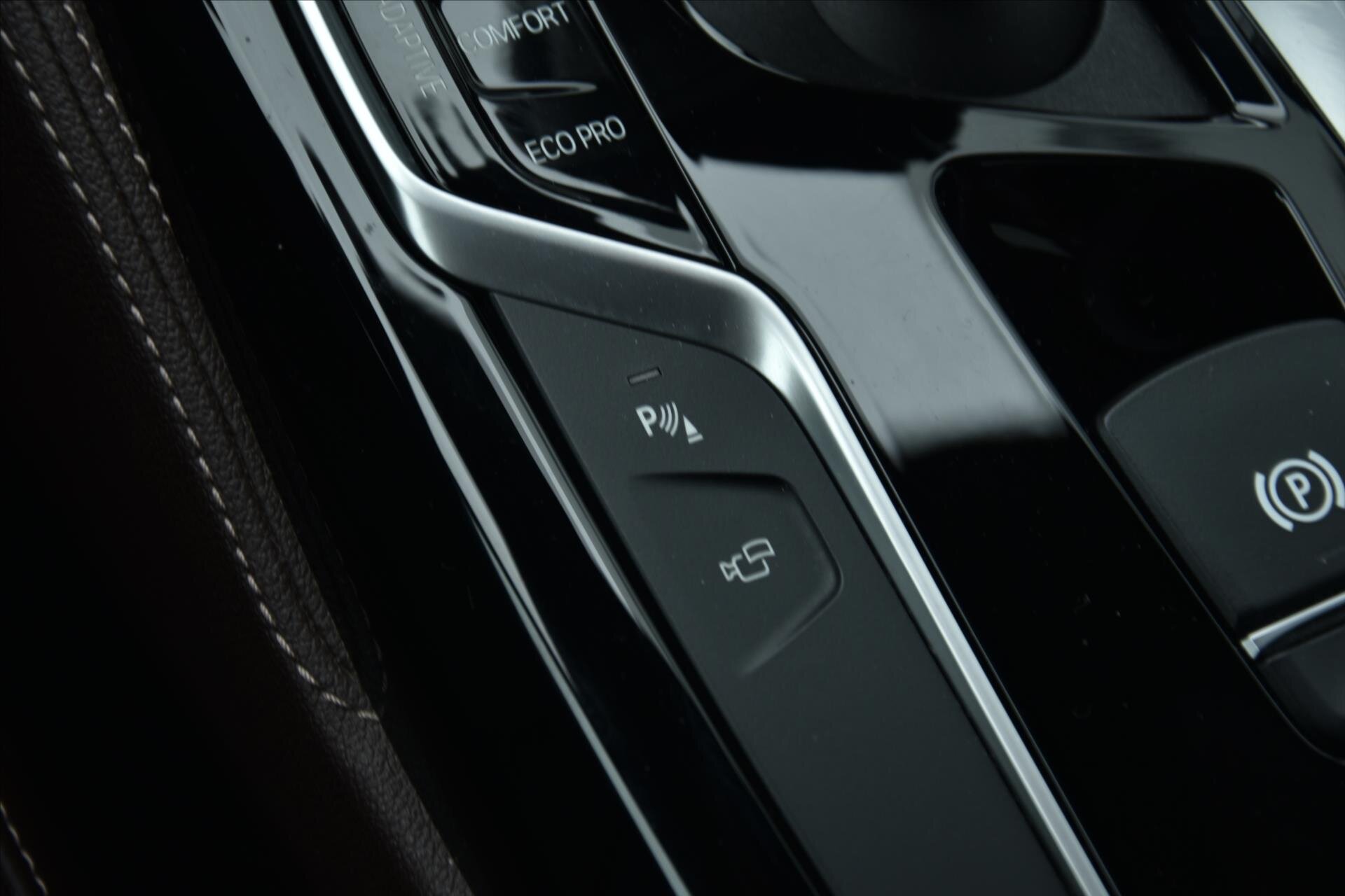 BMW Řada 5 Sedan / Limuzína 3,0 l 250 kw