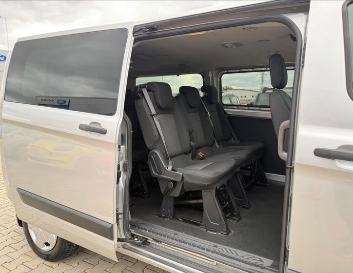 Ford Transit Custom Kombi 2,0 l 96 kw