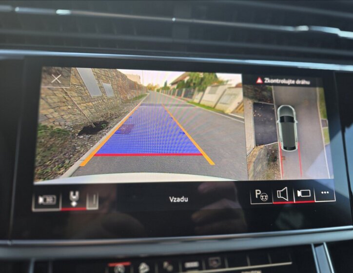 Audi Q8 Hatchback 3,0 l 210 kw