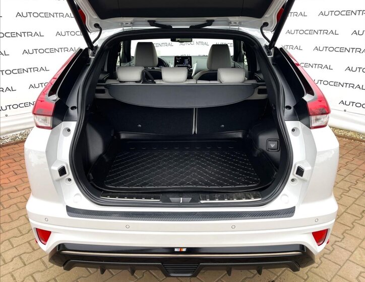 Mitsubishi Eclipse Cross SUV 2,4 l 130 kw