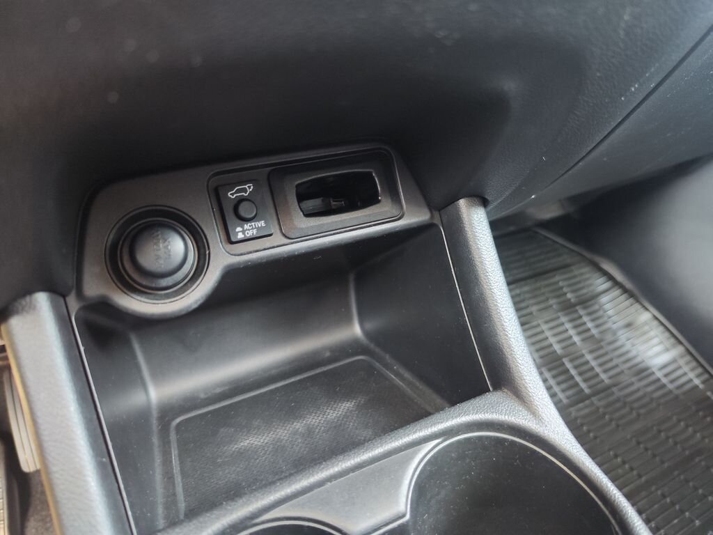 Mitsubishi Outlander SUV / Terénní 2,3 l 110 kw