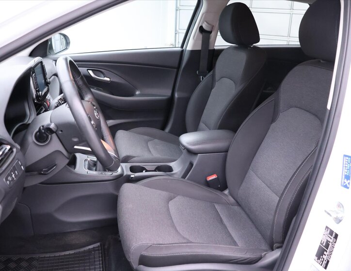 Hyundai i30 Kombi 998,0 88 kw